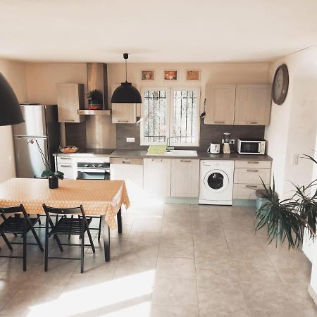 Bas De Villa. Cote D'Azur, A 20 Kms De Nice Contes  Exterior foto